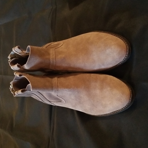 Dolce Vita Shoes - DOLCE VITA SUEDE ANKLE BOOTS WITH  ZIPPER  BACK IN TAUPE